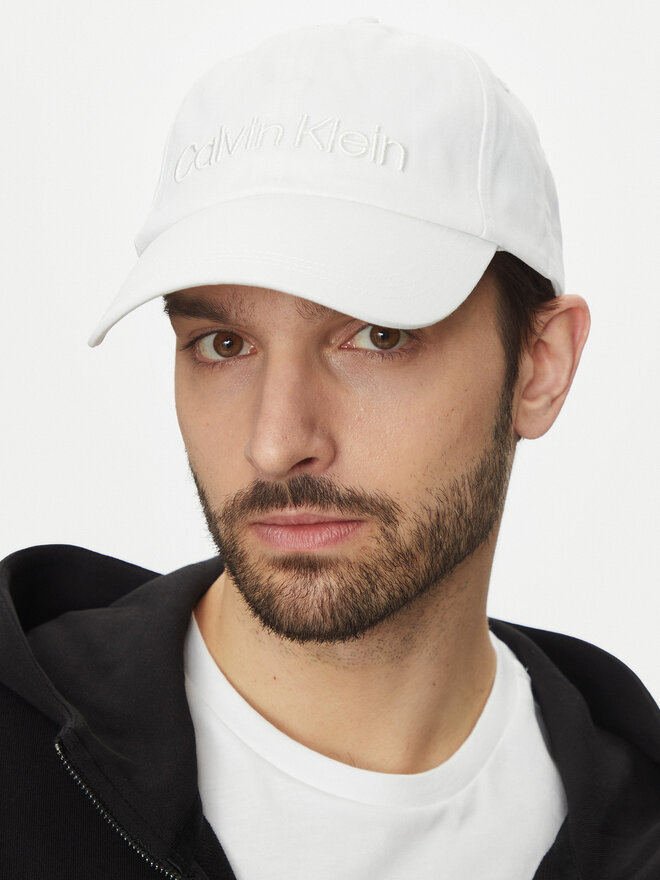 Calvin Klein Czapka z daszkiem Calvin Klein K50K505737 Biały