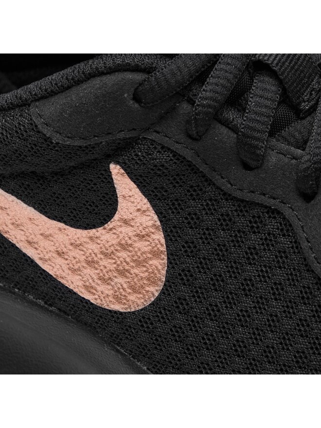 Nike Снікерcи Nike Tanjun 812655 005 Чорний