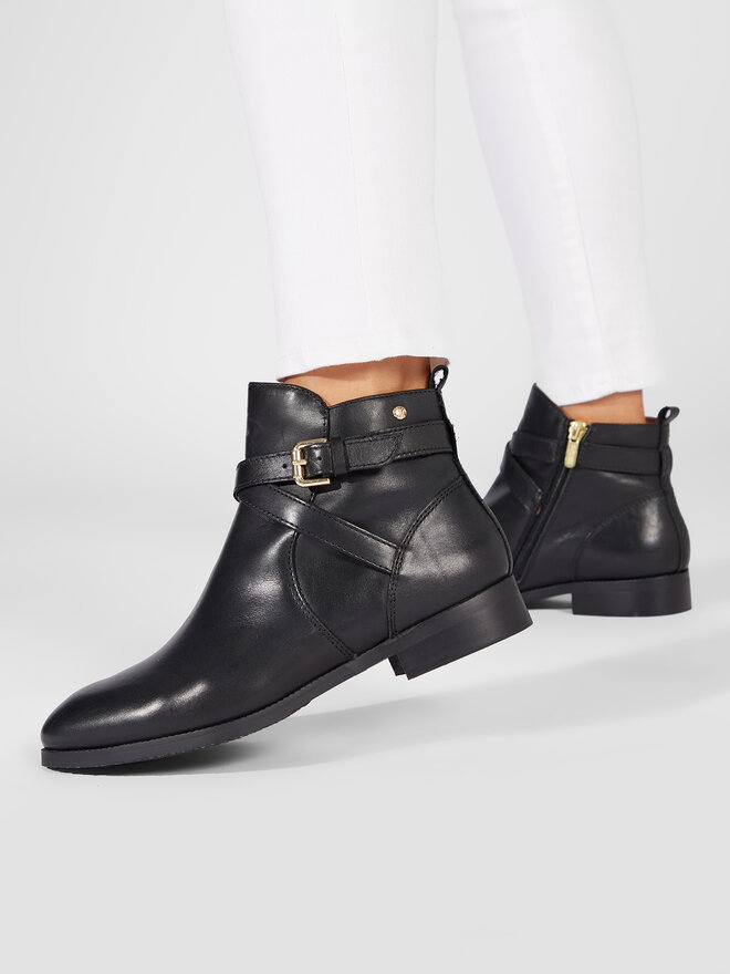 Pikolinos Stiefeletten Pikolinos W4D-8614 Schwarz