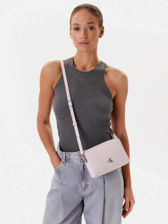 Calvin Klein Jeans Ročna torba Calvin Klein Jeans Minimal Monogram Ew Camera Bag LV04K3162G Écru