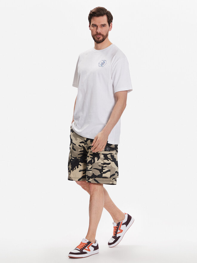 DC DC Marškinėliai Quality Goods ADYZT05235 Balta Relaxed Fit