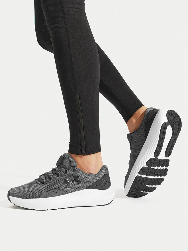 Under Armour Bežecké topánky Under Armour Ua Charged Surge 4 3027000-106 Sivá