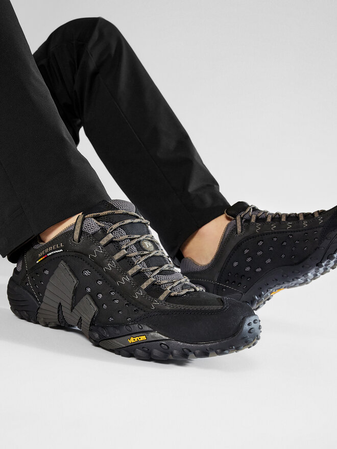 Merrell Bakancs Merrell Intercept J73703 Fekete