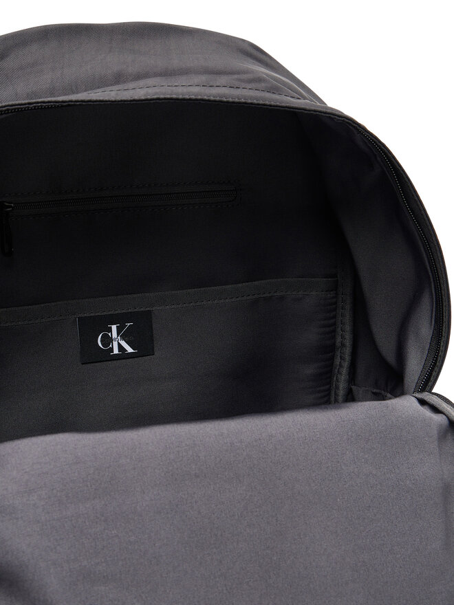 Calvin Klein Batoh Calvin Klein Bold Round Backpack LV04D3114G Černá