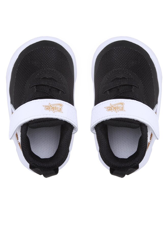 Nike Sneakers Nike Team Hustle D 10 (Td) CW6737 002 Schwarz