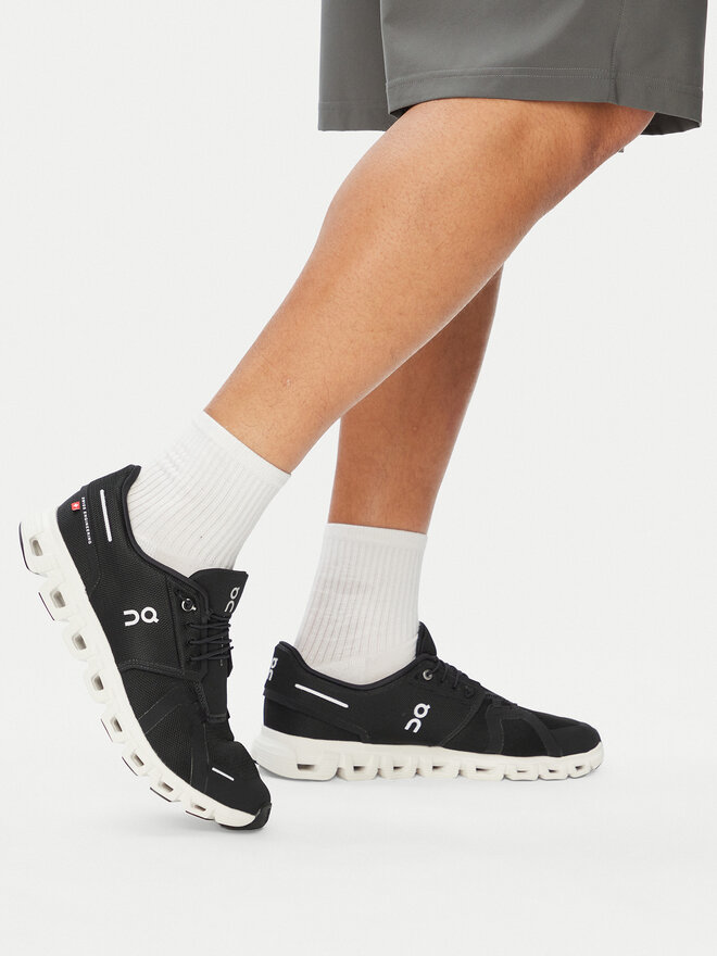 On Sneakers On Cloud 6 3MF10070299 Schwarz