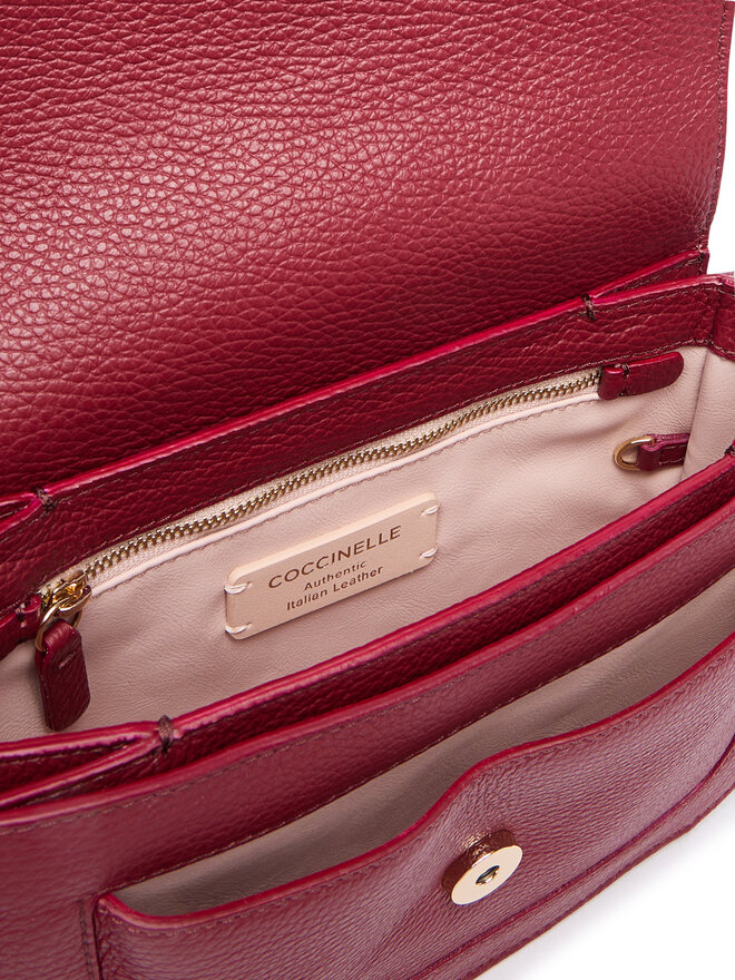 Coccinelle Táska Coccinelle SSL Coccinelle C-Me E1 SSL 15 01 01 Bordó