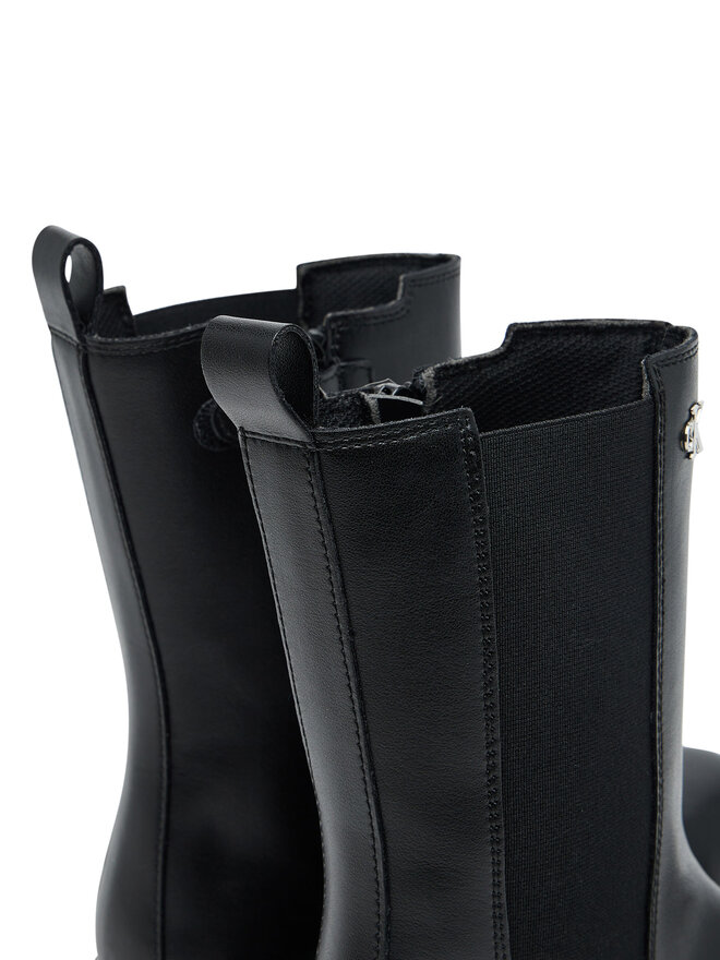 Calvin Klein Csizma Calvin Klein Tronchetto V4A5-83137-1355 S Fekete