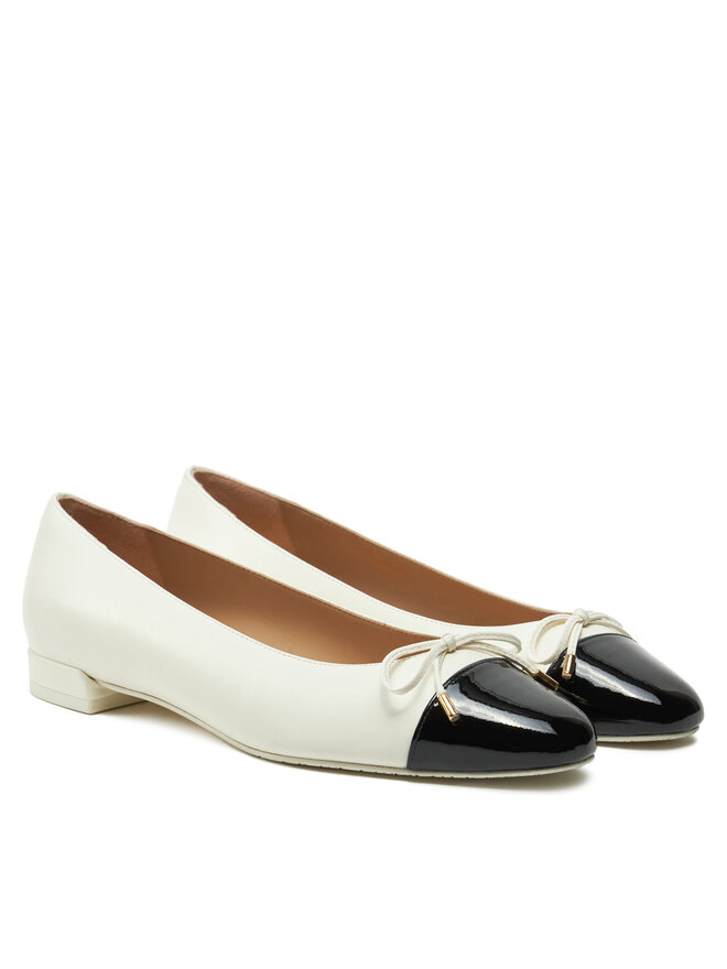 Stuart Weitzman Baleríny Stuart Weitzman Sleek Bow Flat SG888 Écru