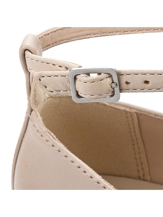 Clarks festival glee deals
