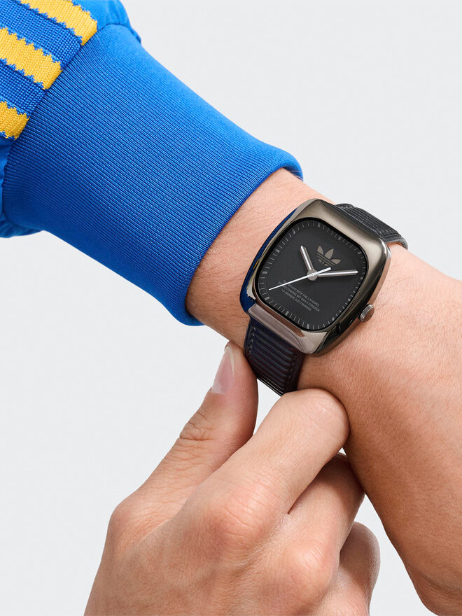 adidas Uhr adidas Retro Wave One AOSY24527 Schwarz