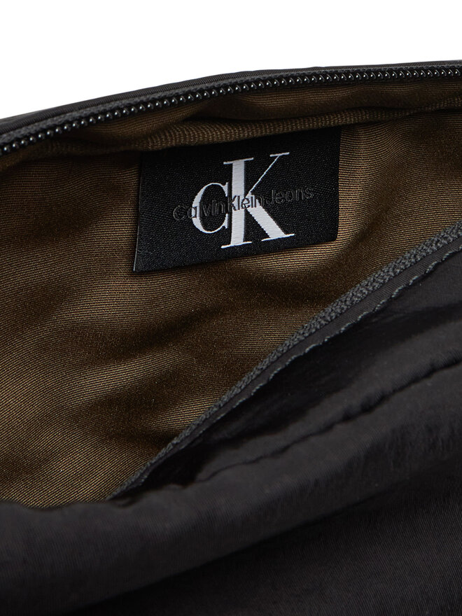 Calvin Klein Jeans Сак Calvin Klein Jeans Metro Nylon Flight Bag LV04G3090G Черен