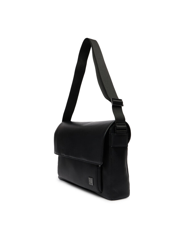 Calvin Klein Umhängetasche Calvin Klein Emblem Hw Flap Messenger LV04D3299G Schwarz