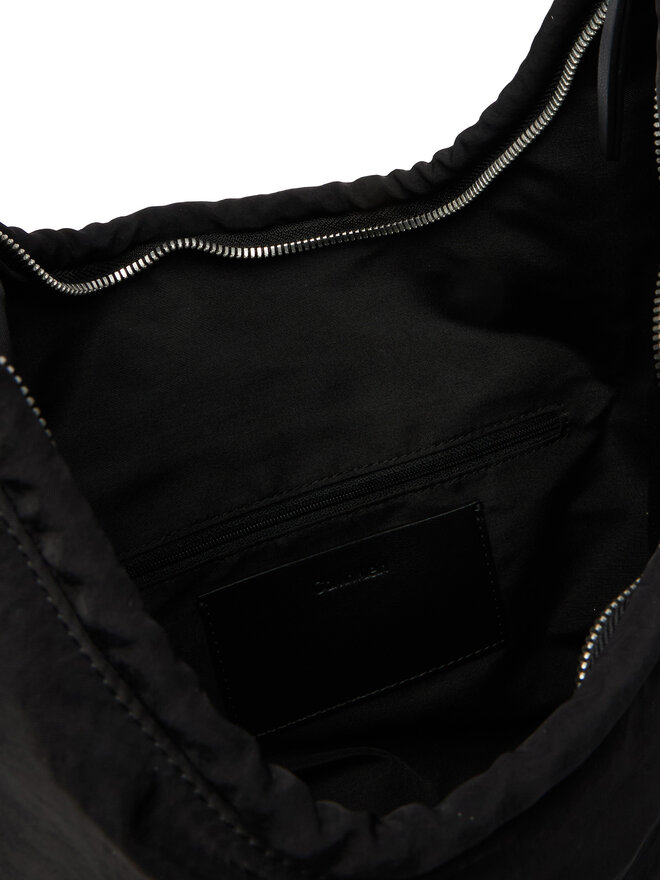 Calvin Klein Handtasche Calvin Klein LV04F3383G Schwarz