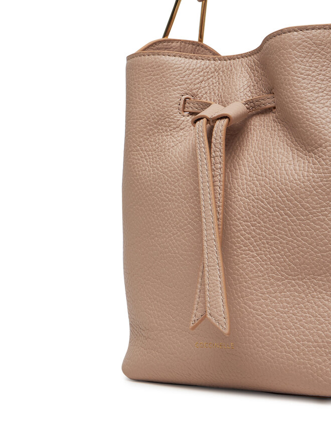 Coccinelle Τσάντα Coccinelle E1 R1K 23 01 01 Μπεζ