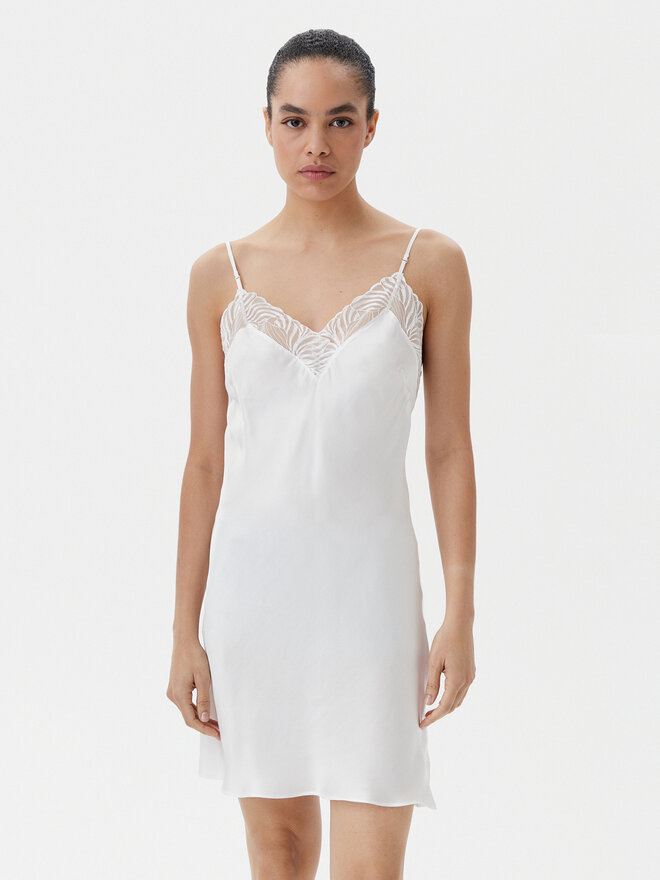 Chantelle Chantelle Camisón Legend C17WW5 Écru Regular Fit