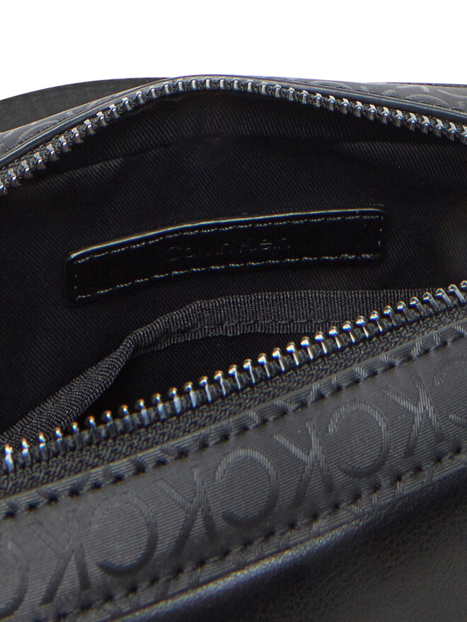 Calvin Klein Válltáska Calvin Klein Ck Sleek Reporter S Mono K50K512883 Fekete