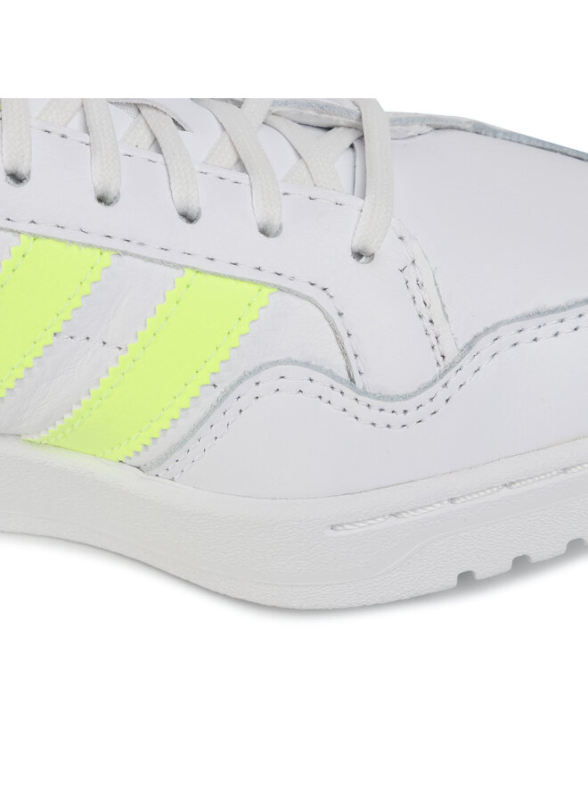 adidas Снікерcи adidas Team Court W FW5072 Білий