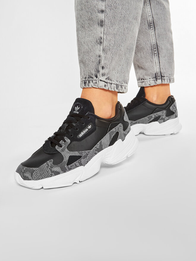 adidas Sneakers adidas Falcon W FV4483 Negru
