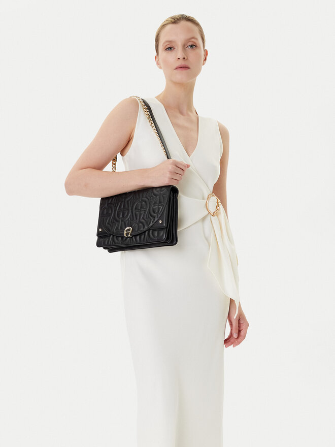 Aigner Сумка Aigner Diadora S 132053 Чорний