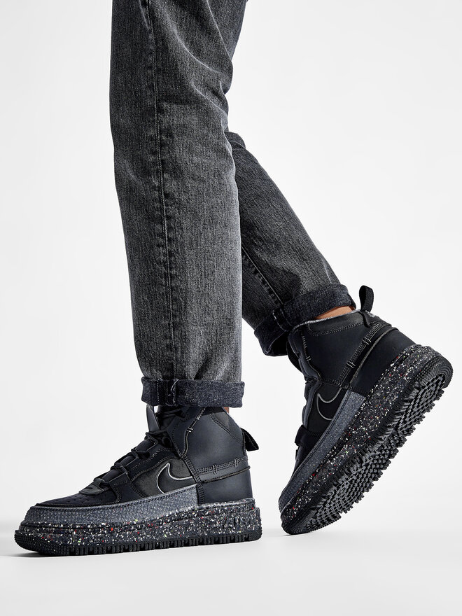 Nike air force 1 boot black top
