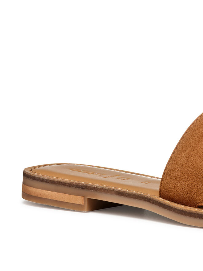 Geox Iešļūcenes Geox D Maddalusiac D55YML 00021 C5006 Brūns