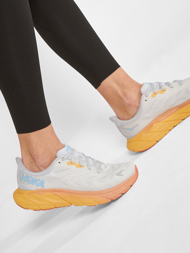 スパイク・シューズ HOKA ARAHI6 Hoka One Arahi 6 Running Shoes Women Biały Pomarańczowy