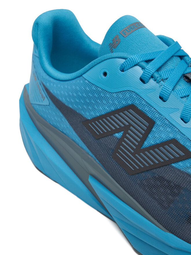 New Balance Laufschuhe New Balance FuelCell Rebel v5 MFCX9SG Blau