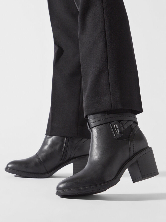 Clarks Stivaletti Clarks Scene Star 261674624 Nero