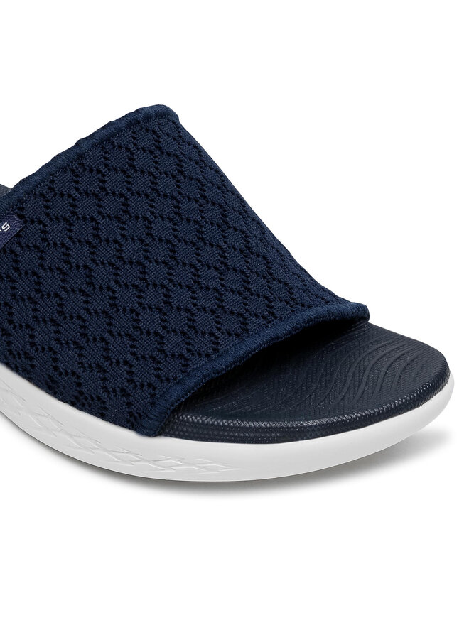 15311 skechers store