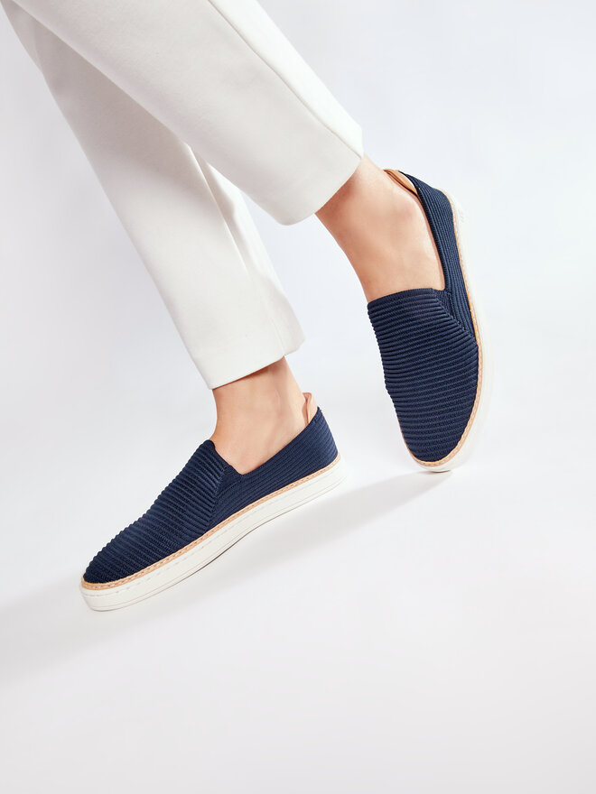 Sammy ugg sneaker hot sale