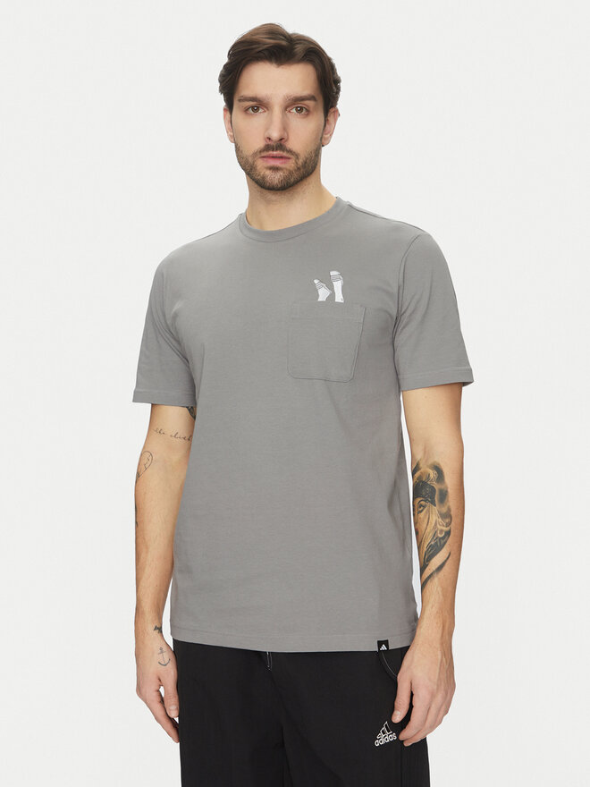 adidas adidas Camiseta Lounge Slides Graphic Pocket JC5284 Gris Regular Fit