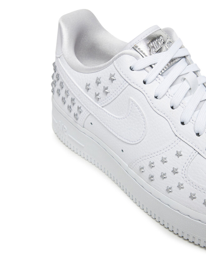 Nike Сникърси Nike Nike Air Force 1 '07 XX Studded Бял