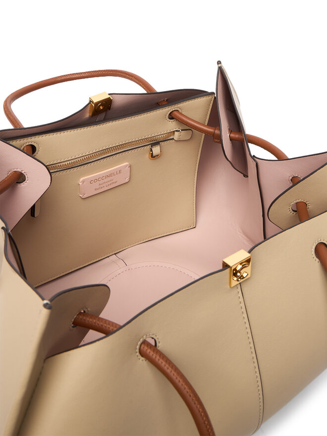 Coccinelle Handtasche Coccinelle U2L Coccinellekamy E1 U2L 11 02 01 Beige