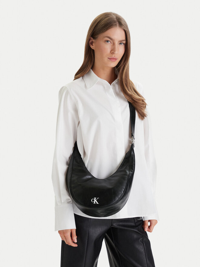 Calvin Klein Handtasche Calvin Klein Buckle Convertible Small Hobo LV04F3512G Schwarz