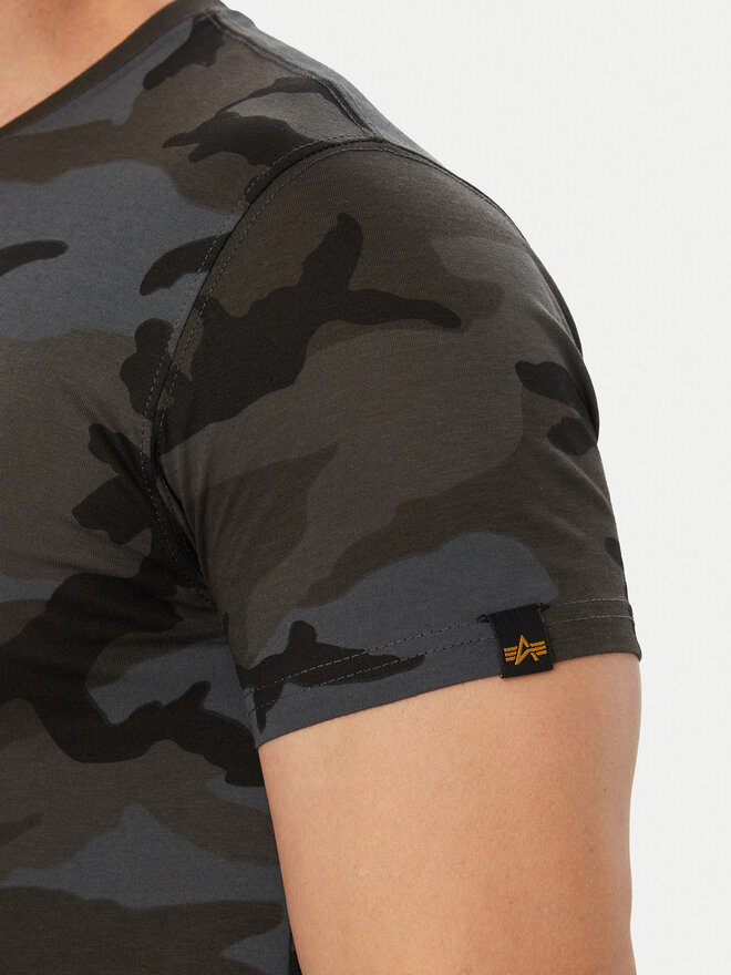 Alpha Industries Alpha Industries T-Shirt Basic T Small Logo Camo 188505C Grau Regular Fit
