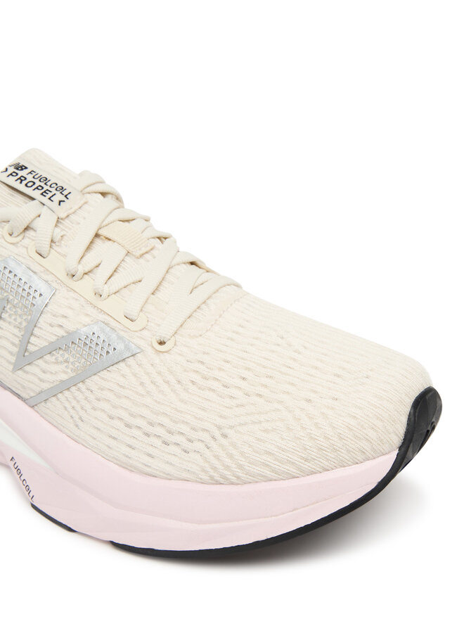 New Balance Маратонки за бягане New Balance FuelCell Propel v5 WFCPRCS5 Екрю