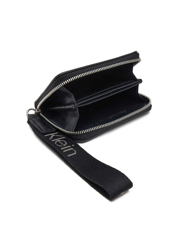 Calvin Klein Jeans Mazs sieviešu maks Calvin Klein Jeans Ultralight Md Zip W/ Wristlet LV04K1024G Melns