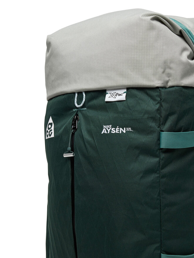 Nike Nahrbtnik Nike ACG Aysén DV4054 338 Zelena