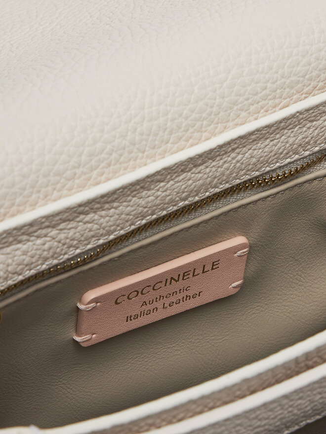 Coccinelle Τσάντα Coccinelle E1 SSL 15 01 01 Λευκό