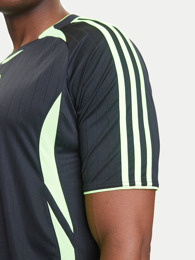 adidas adidas T-Shirt Teamgeist adicolor JW5872 Μαύρο Loose Fit