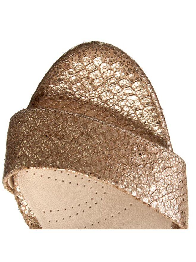 Clarks Босоніжки Clarks Amali Jewel 261146214 Champagne