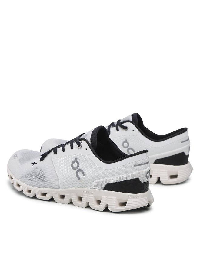 On Scarpe running On Cloud X3 6098706 Bianco