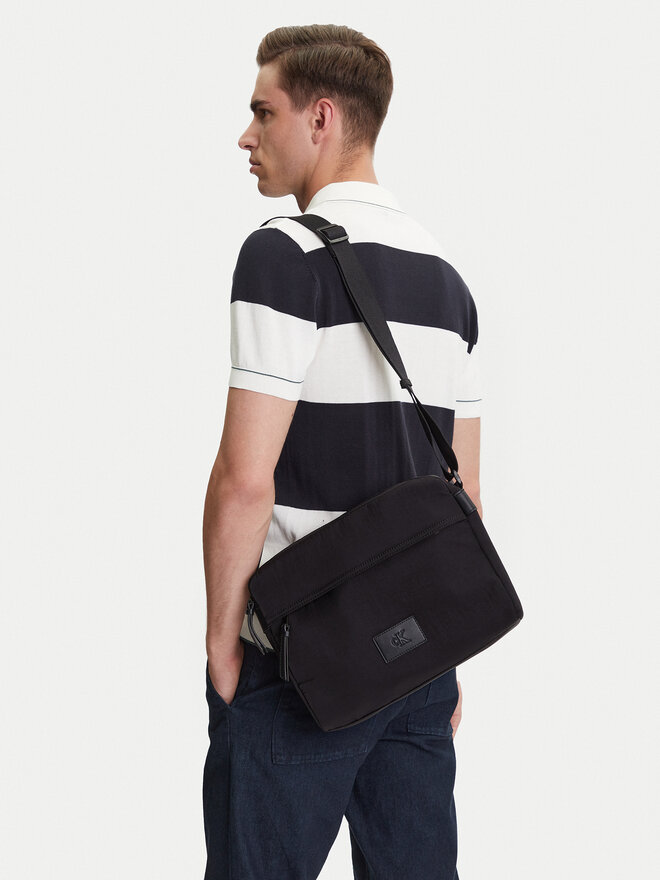 Calvin Klein Jeans Сак Calvin Klein Jeans Metro Nylon Flight Bag LV04G3090G Черен