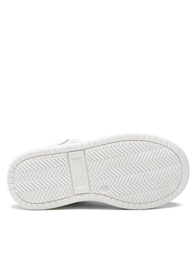 Omenaa Foundation Superge Omenaa Foundation 04-J1/503T/EOB Bela