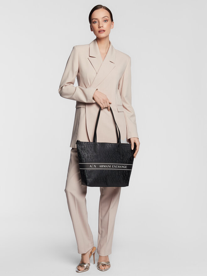 Armani Exchange Táska Armani Exchange 942867 CC744 19921 Fekete