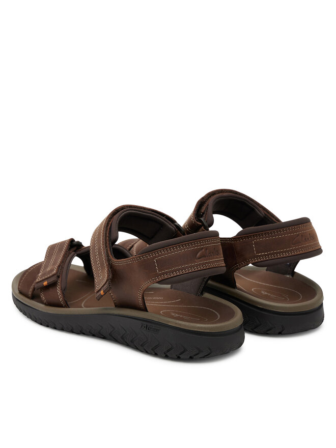Clarks Sandály Clarks Wesley Shore 26182009 Hnědá