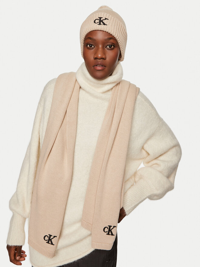 Calvin Klein Шапка Calvin Klein Seasonal K60K612653 Бежов