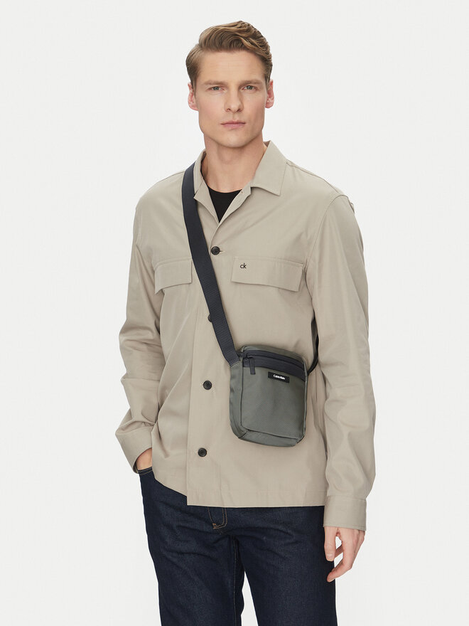 Calvin Klein Плоска сумка Calvin Klein K50K512772 Чорний