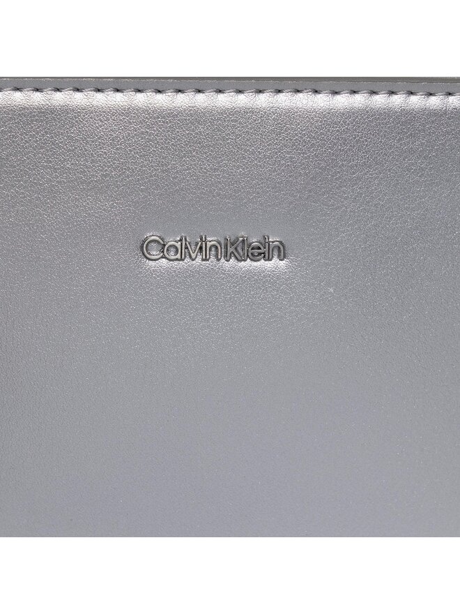 Calvin Klein Borsetta Calvin Klein Ck Must Crossbody Md_ Emb K60K611359 Argento